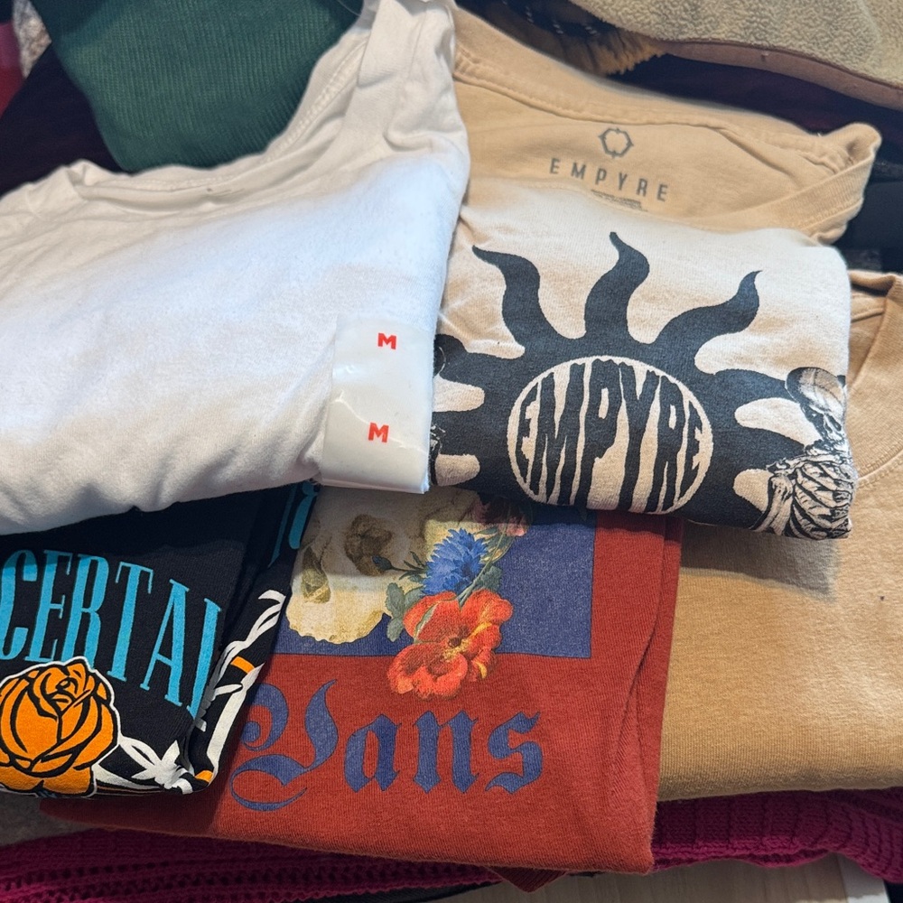 Men’s tops live show ONLY